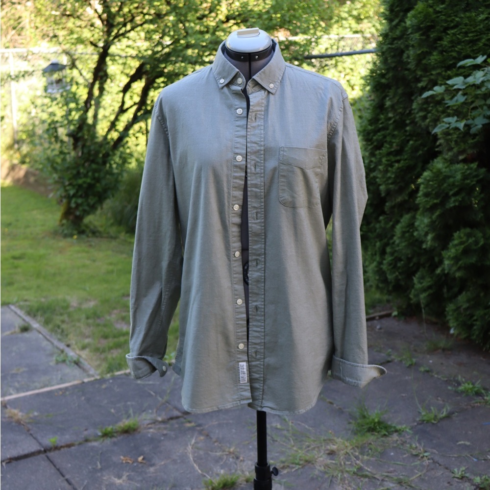 Frank & Oak Sage Collared Button Up Shirt